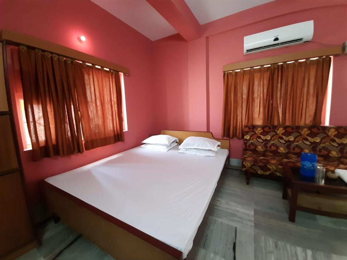 Hotel Marine Blue !! Beach Distance 50 Mts !! Дигха Экстерьер фото