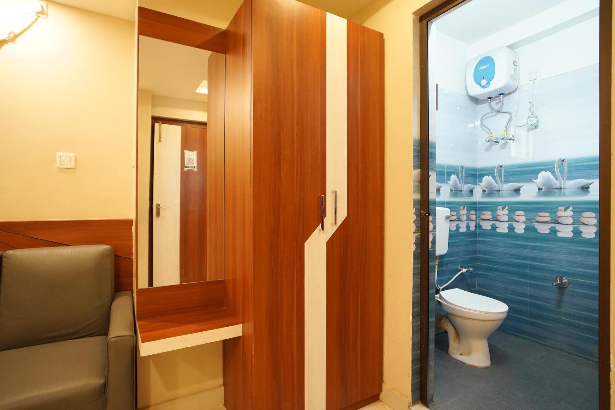 Hotel Marine Blue !! Beach Distance 50 Mts !! Дигха Экстерьер фото