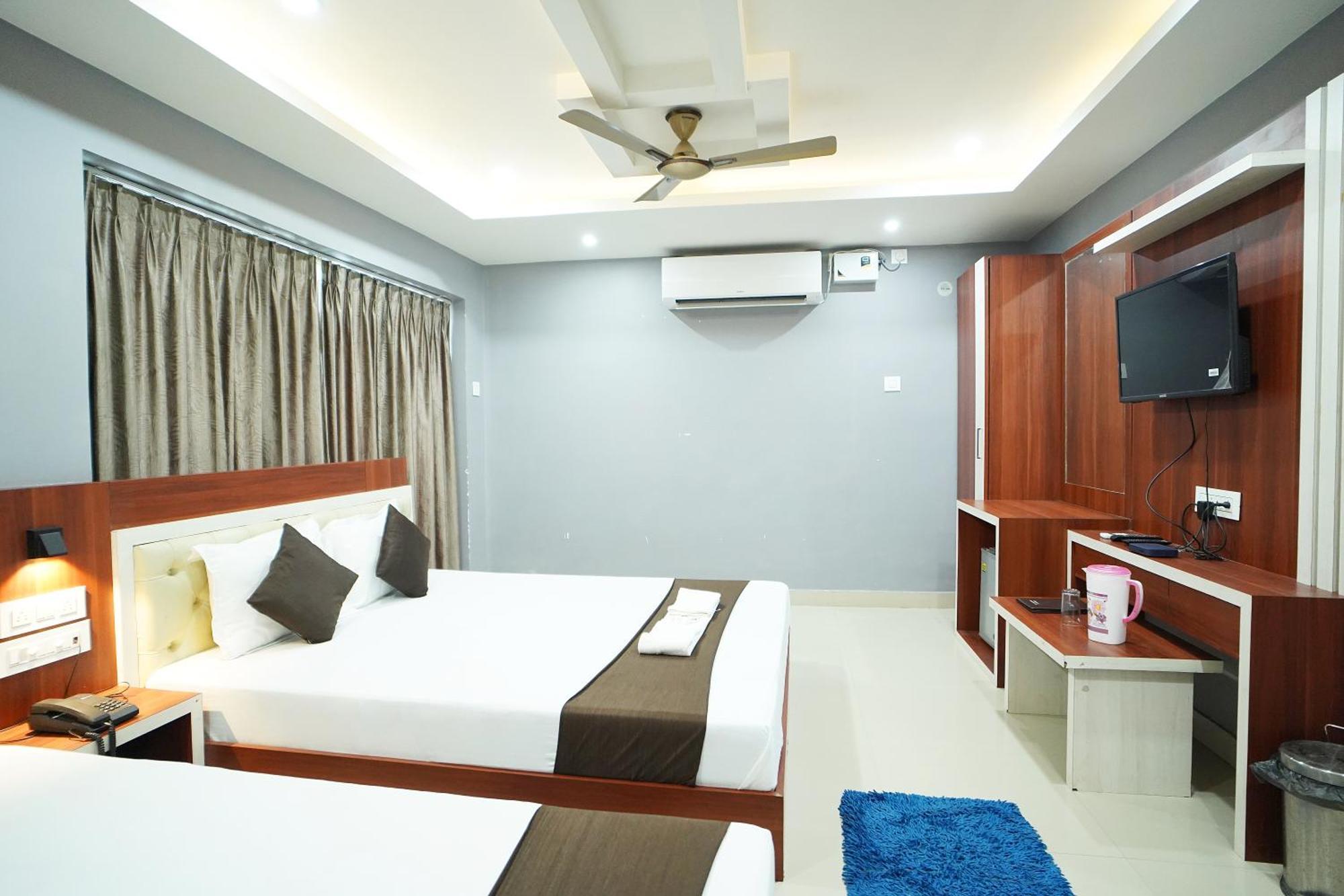 Hotel Marine Blue !! Beach Distance 50 Mts !! Дигха Экстерьер фото
